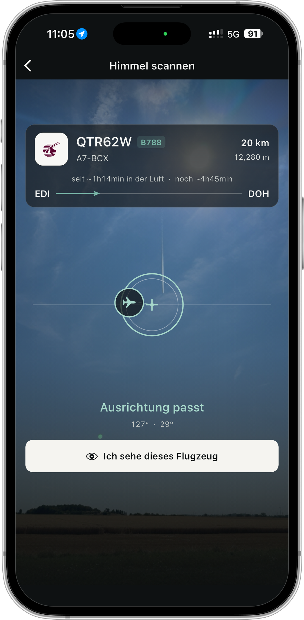 MODE 1090 richtet die iPhone-Kamera auf ein Live-Flugzeug aus